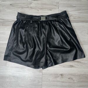High Rise Shorts M Faux Leather DKNY Grunge Alternative Rock Gothic Streetwear
